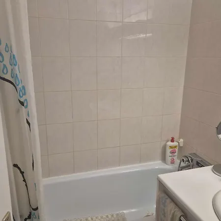 شقة Bright With Pool And Balcony كوغولين